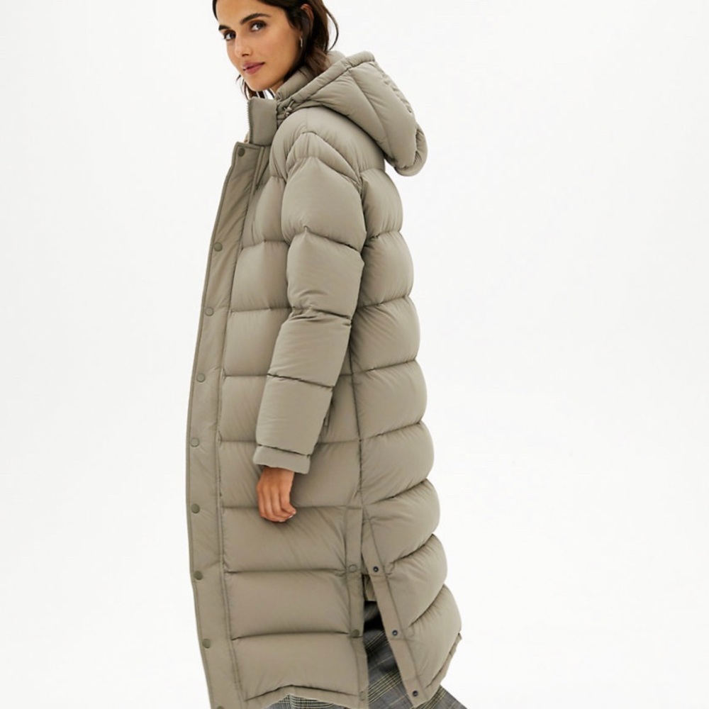 TNA Aritzia The Super Puff Long Down Modern Taupe